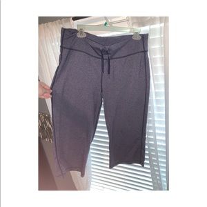 Lululemon capris